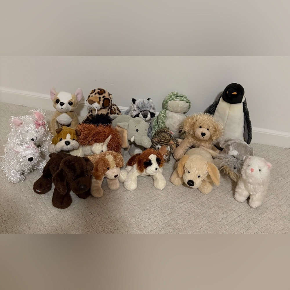 Webkinz - Lot of 18 - No Codes - Excellent Condition - GANZ